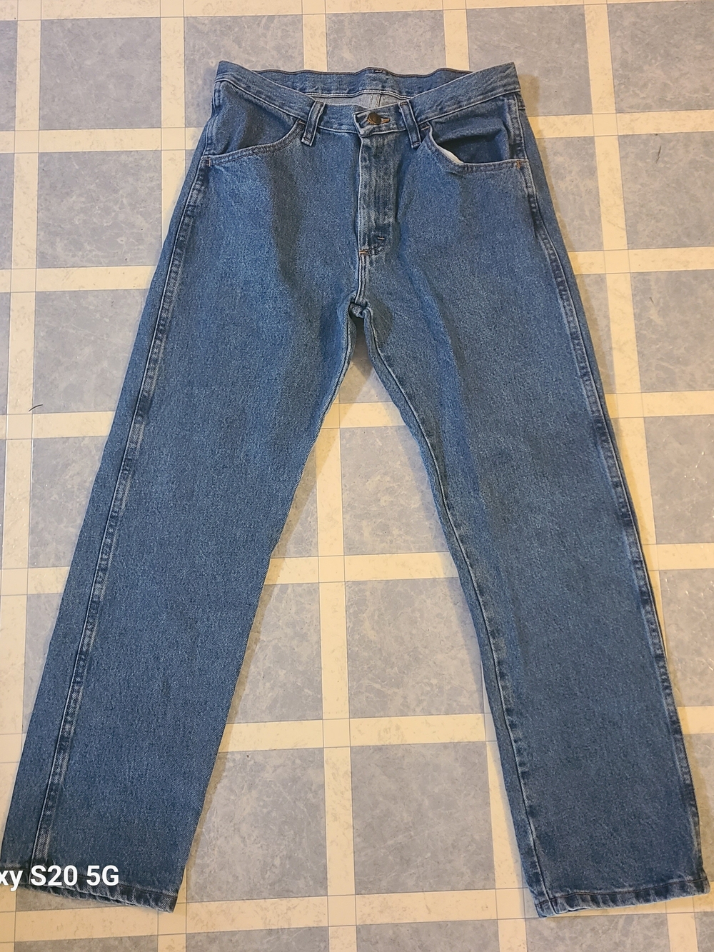 Rustler Men's Blue Relaxed Fit Denim Jeans